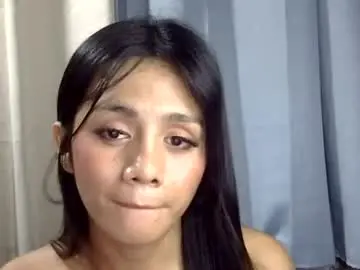 Pia_xxx  live sex cam