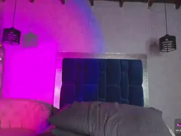 Taissa_  live sex cam