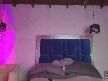 Taissa_  live sex cam