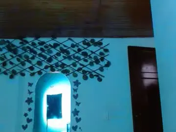 Violetta_dreams  live sex cam