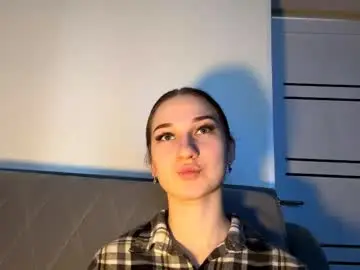 Delphaswindler  live sex cam