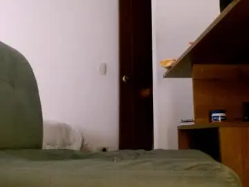 Julie_autmn_  live sex cam