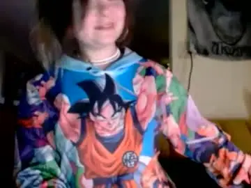 Kipsy420  live sex cam