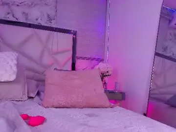Lili_jhonson  live sex cam