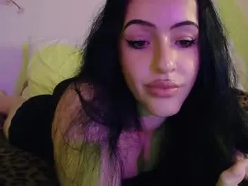 Lililuvsy0u  live sex cam
