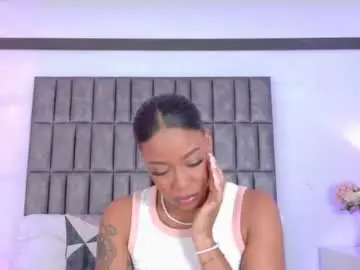Loanavega  live sex cam