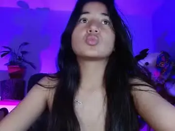 Nahomy_rain  live sex cam