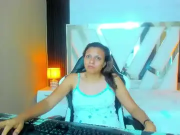 Nyla_kinky  live sex cam