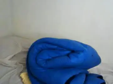 Queensassy38  live sex cam