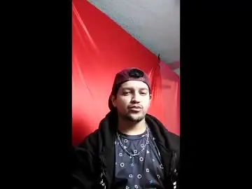 Xyeseniaxxyess  live sex cam