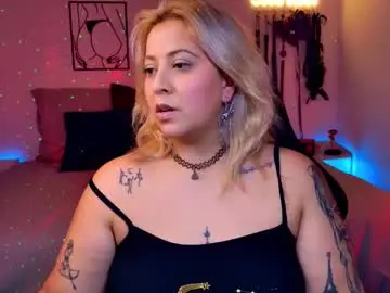 Blackwidowj  live sex cam