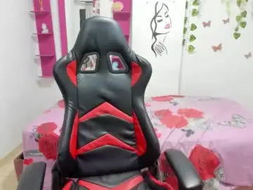 Caramelo_hot11  live sex cam