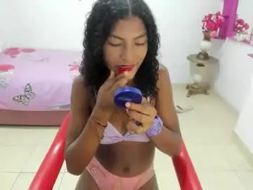 Caramelo_hot11  live sex cam