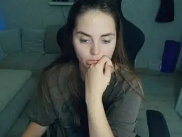 Crystalemily  live sex cam