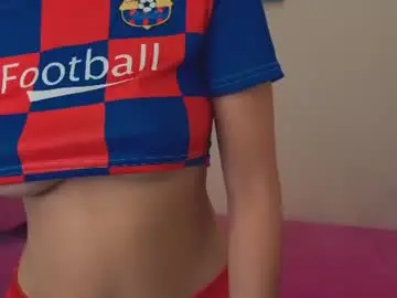 Heyitsnaomi  live sex cam