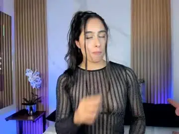 Julia_martinezz_  live sex cam