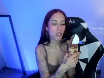 Kaylie_xxx  live sex cam
