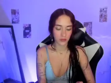 Kaylie_xxx  live sex cam