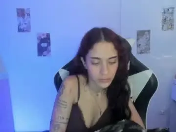 Kaylie_xxx  live sex cam