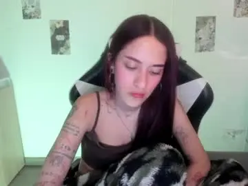 Kaylie_xxx  live sex cam