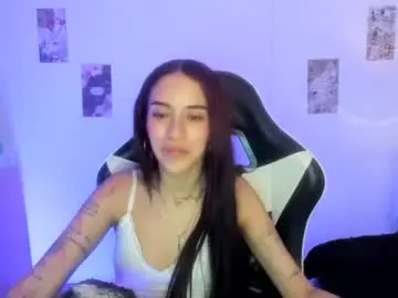 Kaylie_xxx  live sex cam