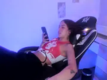 Kaylie_xxx  live sex cam