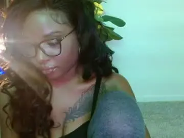 Krystalblakexxx  live sex cam