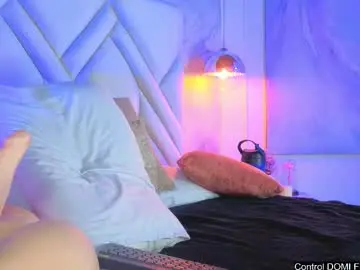 Kylle_2050  live sex cam