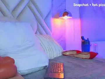 Kylle_2050  live sex cam