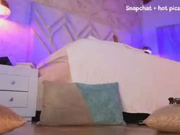 Kylle_2050  live sex cam