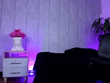 Lilith_velvet  live sex cam