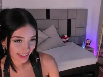 Luci_naughty_  live sex cam