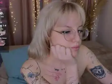 Me1roze  live sex cam