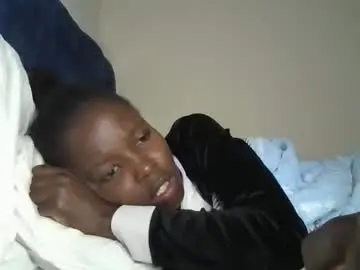 Pretty_petite_ebony  live sex cam