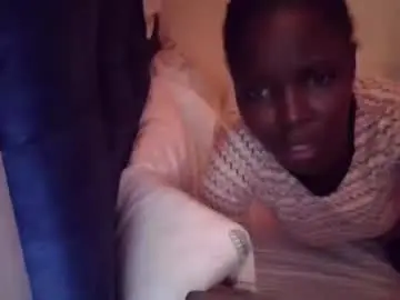 Pretty_petite_ebony  live sex cam