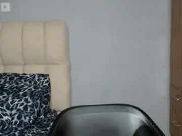 Shallie_x  live sex cam