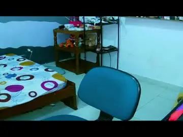 Stefany043  live sex cam