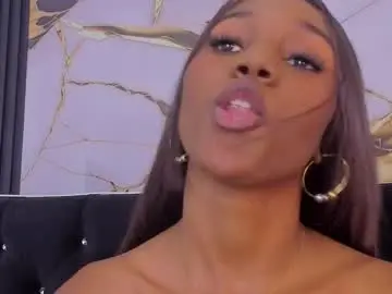 Aleja072  live sex cam