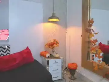 Babyysnake  live sex cam