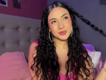 Charlotte_jamees  live sex cam