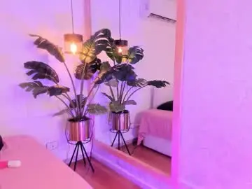 Dafne_hillss  live sex cam