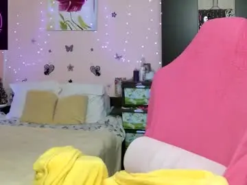 Lexygold  live sex cam