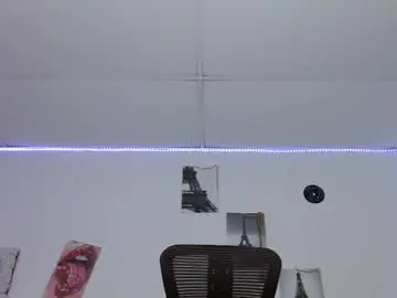 Lola__vip  live sex cam