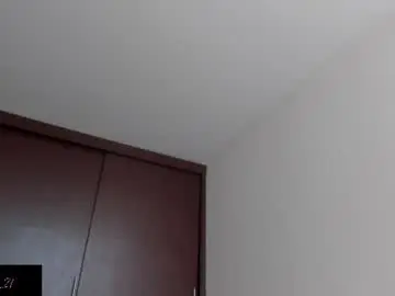 Loreen_21  live sex cam