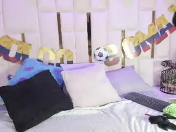 Naughtymilfx_  live sex cam