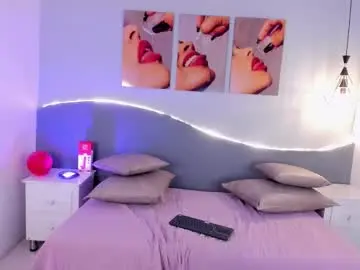 Violetta_fire  live sex cam