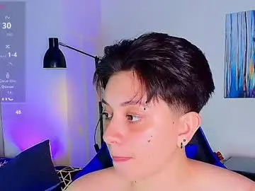 Arontroy_wi  live sex cam