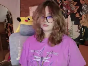 Hazelbrownn23  live sex cam