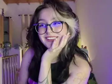 Hazelbrownn23  live sex cam