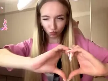 Julissariecke  live sex cam